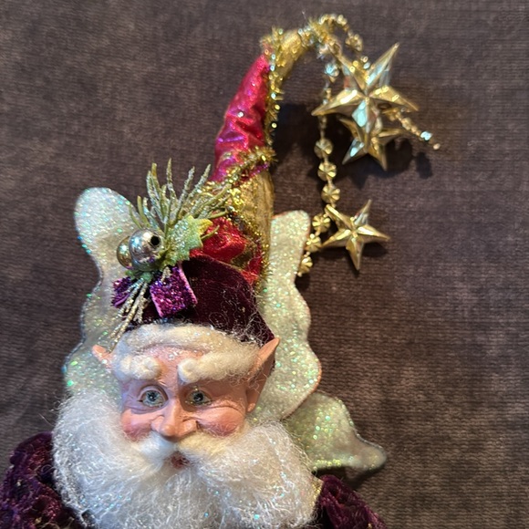 Mark Roberts small fairy figurine with Gold & Purple Accents. #129 of 7,500 - Picture 4 of 12